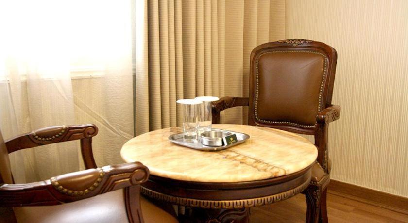 Hotel Olympic Changwon Esterno foto