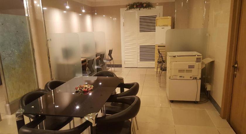Hotel Olympic Changwon Esterno foto