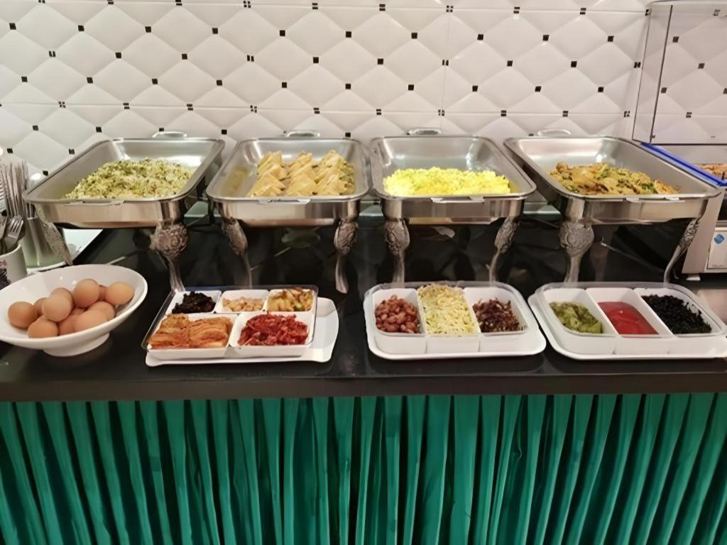 Hotel Olympic Changwon Esterno foto