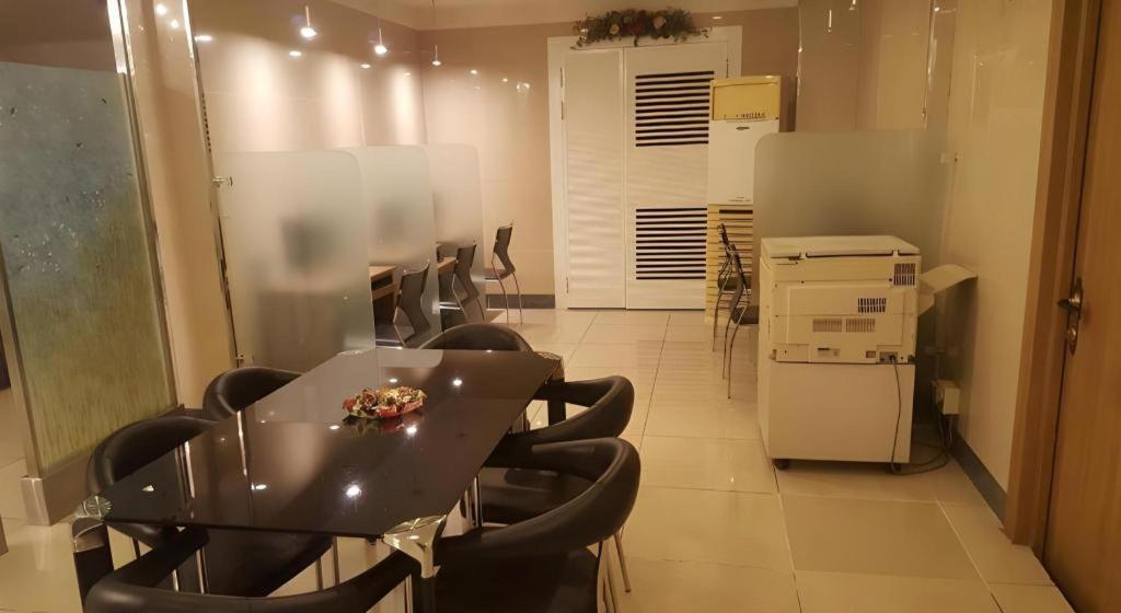 Hotel Olympic Changwon Esterno foto